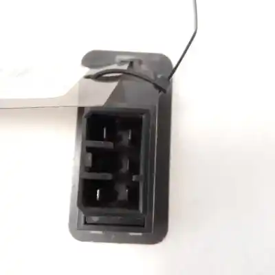 Second-hand car spare part rear right power window switch for mitsubishi montero (v20/v40) 4m40t oem iam references mb781916  