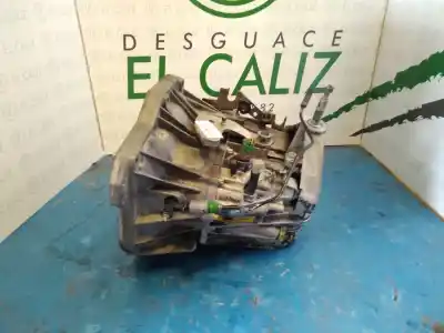 Pièce détachée automobile d'occasion BOÎTE DE VITESSES pour RENAULT LAGUNA II (BG0)  Références OEM IAM 8200011891  