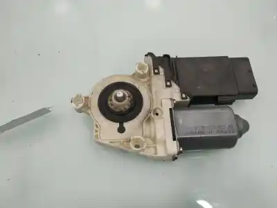 Recambio de automóvil de segunda mano de motor elevalunas delantero izquierdo para seat leon (1m1) 1.9 tdi referencias oem iam  13539 