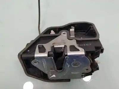 Second-hand car spare part left front door lock for bmw serie 7 (e65/e66) 735i oem iam references 7036167