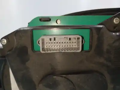 Peça sobressalente para automóvel em segunda mão quadrante por dacia sandero ambiance referências oem iam p8200733620  