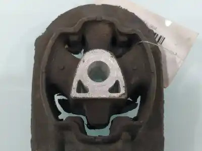 Second-hand car spare part engine support for dacia sandero ambiance oem iam references 8200575641b  