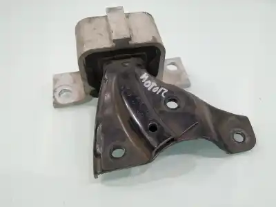 Second-hand car spare part LEFT ENGINE SUPPORT for DACIA SANDERO  OEM IAM references 420742  