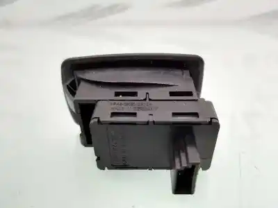 Peça sobressalente para automóvel em segunda mão BOTÃO / INTERRUPTOR ELEVADOR VIDRO TRASEIRO ESQUERDO por BMW SERIE 1 BERLINA (E81/E87)  Referências OEM IAM 15939900  