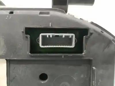 Peça sobressalente para automóvel em segunda mão quadrante por renault clio iii exception referências oem iam 8200820999c  