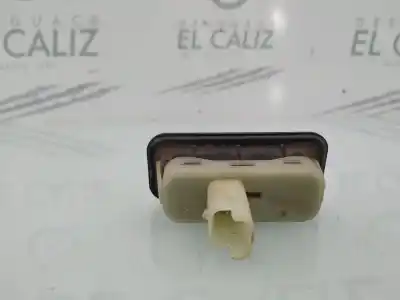 Second-hand car spare part switch for renault clio iii exception oem iam references 8200385513  