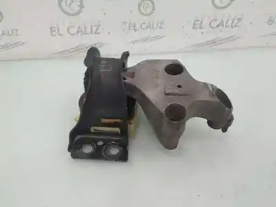 Second-hand car spare part right engine support for renault scenic ii pack authentique 110 cv / 81 kw oem iam references   