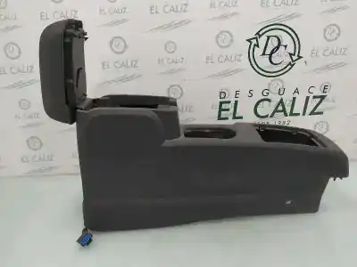 Pezzo di ricambio per auto di seconda mano bracciolo centrale per dodge journey 2.0 16v crd riferimenti oem iam   