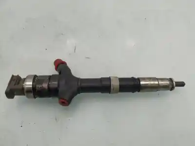 Second-hand car spare part injector for toyota corolla (e12) 2.0 d-4d linea sol berlina oem iam references 236700g010