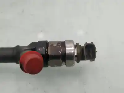 Second-hand car spare part injector for toyota corolla (e12) 2.0 d-4d linea sol berlina oem iam references 236700g010