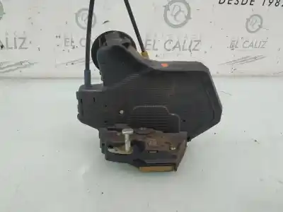 Peça sobressalente para automóvel em segunda mão fechadura da porta traseira esquerda por toyota corolla verso (r1) 2.2 d-4d luna referências oem iam 690600f011