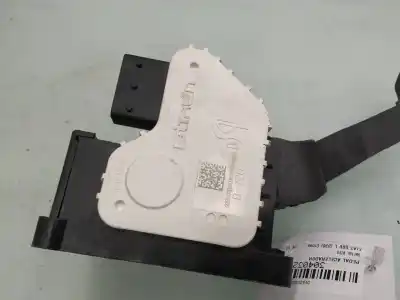 Second-hand car spare part accelerator pedal for fiat 500l (351_, 352_) 1.6 d multijet (199lyd1b) oem iam references b720
