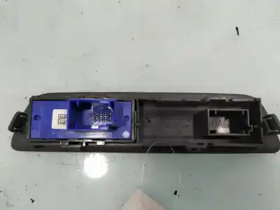 Peça sobressalente para automóvel em segunda mão trocar por peugeot 208 access referências oem iam 9677059077