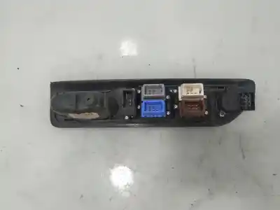 Second-hand car spare part left front power window switch for renault laguna (b56) 1.9 dci diesel cat oem iam references 7701699599