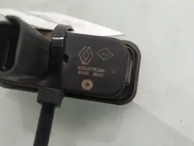 Автозапчастина б/у зовнішня ручка ворот для renault scenic ii authentique посилання на oem iam 8200076256 Автозапчастина б/у зовнішня ручка ворот для renault scenic ii authentique посилання на oem iam 8200076256