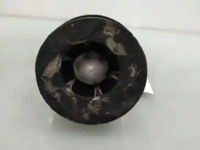 Second-hand car spare part piston for renault clio iii authentique oem iam references 