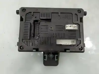 Second-hand car spare part electronic module for renault clio iii authentique oem iam references 8200652285a  