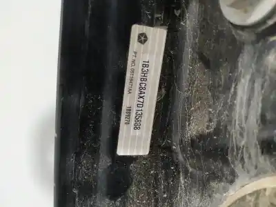 İkinci el araba yedek parçası arka sag kapi için dodge caliber se oem iam referansları   