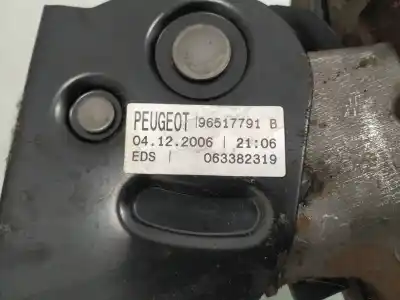 Автозапчастина б/у важіль ручного гальма для peugeot 207/207+ (wa_, wc_) 1.6 hdi посилання на oem iam 96517791b  