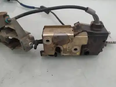 Peça sobressalente para automóvel em segunda mão fechadura da porta traseira direita por citroen c4 berlina collection referências oem iam 