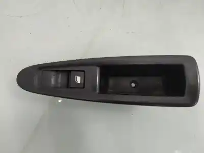 Peça sobressalente para automóvel em segunda mão botão / interruptor elevador vidro traseiro direito por citroen c4 berlina collection referências oem iam 
