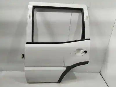 Recambio de automóvil de segunda mano de puerta trasera izquierda para nissan terrano/terrano.ii (r20) aventura referencias oem iam 821011f130  