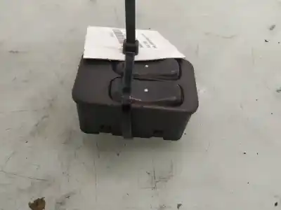 Second-hand car spare part left front power window switch for opel combo familiar oem iam references 13363202  