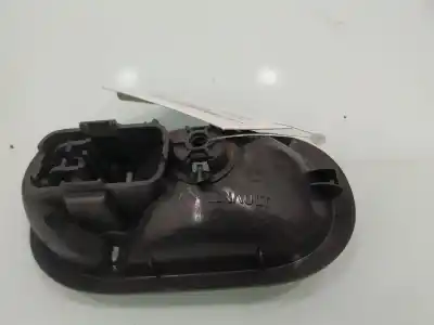 Peça sobressalente para automóvel em segunda mão puxador interior dianteiro direito por renault twingo 1.5 dci diesel fap referências oem iam 8200028486