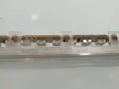 Peça sobressalente para automóvel em segunda mão farolim de travão central por bmw serie 1 berlina (e81/e87) 118d referências oem iam 63256931397