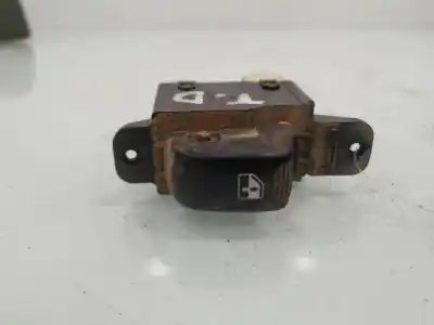 Автозапчасти б/у УПРАВЛЕНИЕ ЗАДНИМИ ПРАВЫМИ СТЕКЛАМИ за HYUNDAI SANTA FE (SM)  ссылки OEM IAM 935753C010  