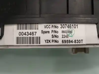 Peça sobressalente para automóvel em segunda mão quadrante por volvo xc90 d5 executive geartronic (147 kw)(7 sitze) referências oem iam 30746101