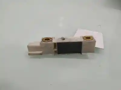 Peça sobressalente para automóvel em segunda mão sensor por volvo xc90 d5 executive geartronic (147 kw)(7 sitze) referências oem iam 8651755