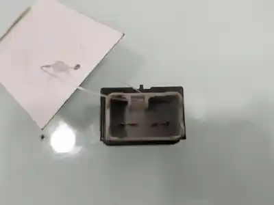 Автозапчастина б/у вимикач для suzuki swift berlina mz gl 5ptas. посилання на oem iam r23422  