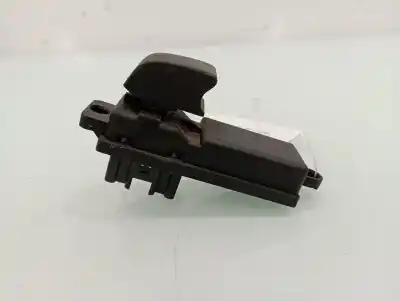 Peça sobressalente para automóvel em segunda mão BOTÃO / INTERRUPTOR ELEVADOR VIDRO DIANTEIRO DIREITO por MAZDA 2 LIM. (DE)  Referências OEM IAM D65166370  