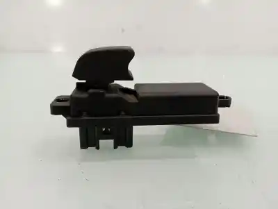 Second-hand car spare part rear right power window switch for mazda 2 lim. (de) 1.3 16v cat oem iam references d65166370  