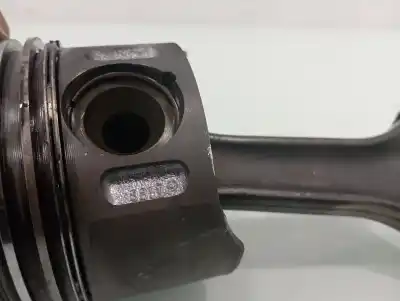 Second-hand car spare part piston for mercedes-benz clase e w210 berlina diesel 320 cdi 210.026 oem iam references 8851  