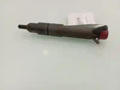 İkinci el araba yedek parçası ENJEKTÖR için VOLKSWAGEN PASSAT  OEM IAM referansları 028130201G  