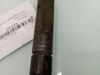 İkinci el araba yedek parçası ENJEKTÖR için VOLKSWAGEN PASSAT  OEM IAM referansları 028130201G  