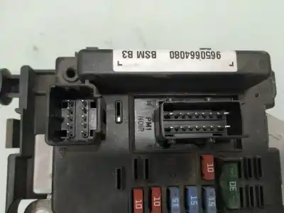 Second-hand car spare part fuse box unit for peugeot 206 fastback (2a/c) 2.0 hdi 90 oem iam references 9650664080  