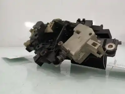 Pezzo di ricambio per auto di seconda mano maniglia esterna del cancello per audi a6 c5 avant (4b5) 2.5 tdi riferimenti oem iam 8d9827565h  