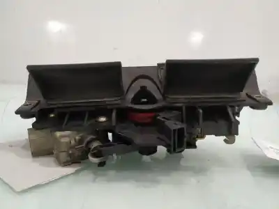 Pezzo di ricambio per auto di seconda mano maniglia esterna del cancello per audi a6 c5 avant (4b5) 2.5 tdi riferimenti oem iam 8d9827565h  