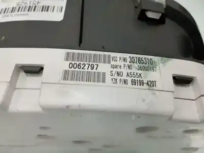 Second-hand car spare part dashboard for volvo s40 berlina 1.6 d kinetic oem iam references 30765310