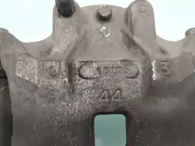Peça sobressalente para automóvel em segunda mão pinça de travão dianteira direita por nissan juke (f15) acenta referências oem iam 