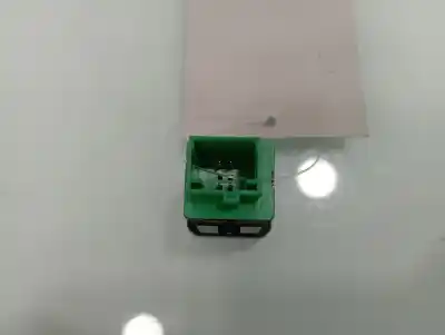 Second-hand car spare part SWITCH for CITROEN C4 BERLINA  OEM IAM references 96664234ZD  