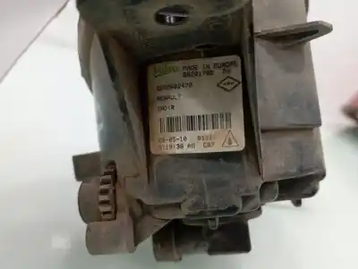 Peça sobressalente para automóvel em segunda mão farol / projetor de nevoeiro direito por renault clio iii 20 aniversario referências oem iam 8200002470
