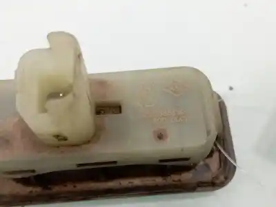 Peça sobressalente para automóvel em segunda mão puxador exterior de mala por renault clio iii 20 aniversario referências oem iam 8200385515