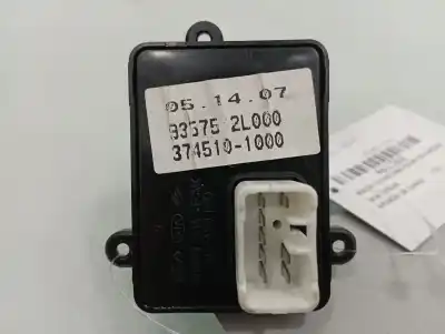 Peça sobressalente para automóvel em segunda mão botão / interruptor elevador vidro dianteiro direito por hyundai i30 style sport referências oem iam 935752l000