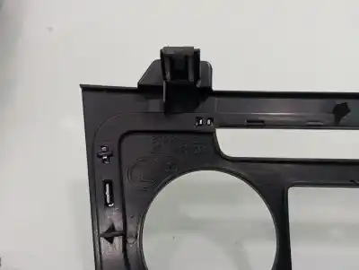 Peça sobressalente para automóvel em segunda mão moldagem por skoda superb combi (3t5) ambition referências oem iam 3t0863152b  