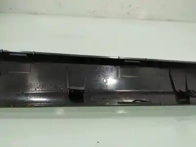 Peça sobressalente para automóvel em segunda mão moldagem por peugeot 508 active referências oem iam 9686434377  