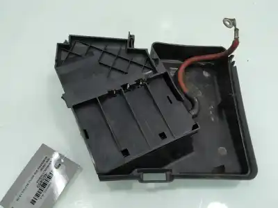 Pièce détachée automobile d'occasion BOÎTES À FUSIBLES pour VOLKSWAGEN NEW BEETLE (9C1/1C1)  Références OEM IAM 1C0937559C  
